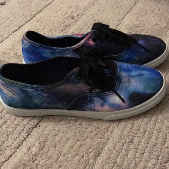 Vans Laced Sneakers - Picture 3 of 4